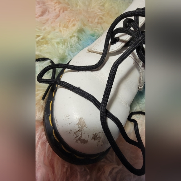 Dr Martens Uncommon White 20-eyelet Lace-up 1660 Knee High Boots - Picture 9 of 11